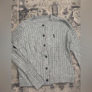 Grey cable-knit cashmere Sweater